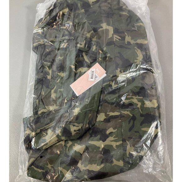 Lug Gondola SE-CM Medium Tote Bag - Unisex Camouflage Green, Durable with Zipper - Picture 3 of 8